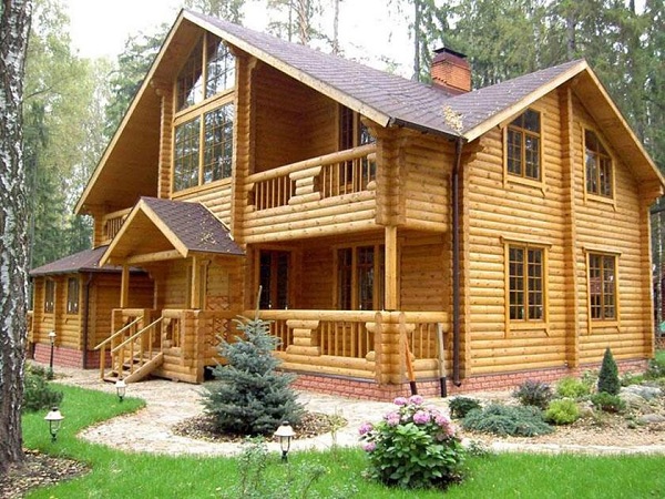làm nhà bằng gỗ keo