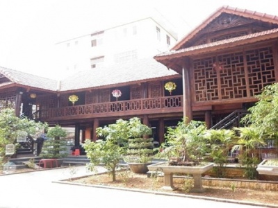 Nhà gỗ nghiến: Biểu tượng của sự sang trọng và trường tồn